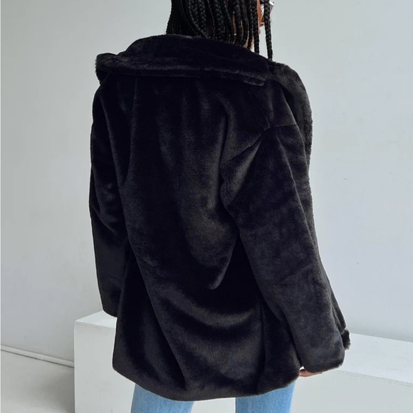 Princess Polly Black Faux Fur Jacket - Picture 2 of 4